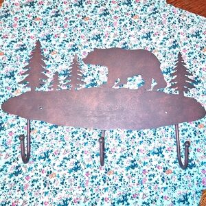 Metal, Plasma Cut, Rustic Bear in Forest Wall Hooks, NWOT